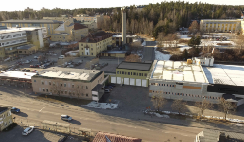 Bilden är ett fotomontage av hur det nya logistikcentret kommer att se ut på Hudiksvalls sjukhus, taget från Kungsgatan. I bakgrunden ses större delen av sjukhusområdet. 